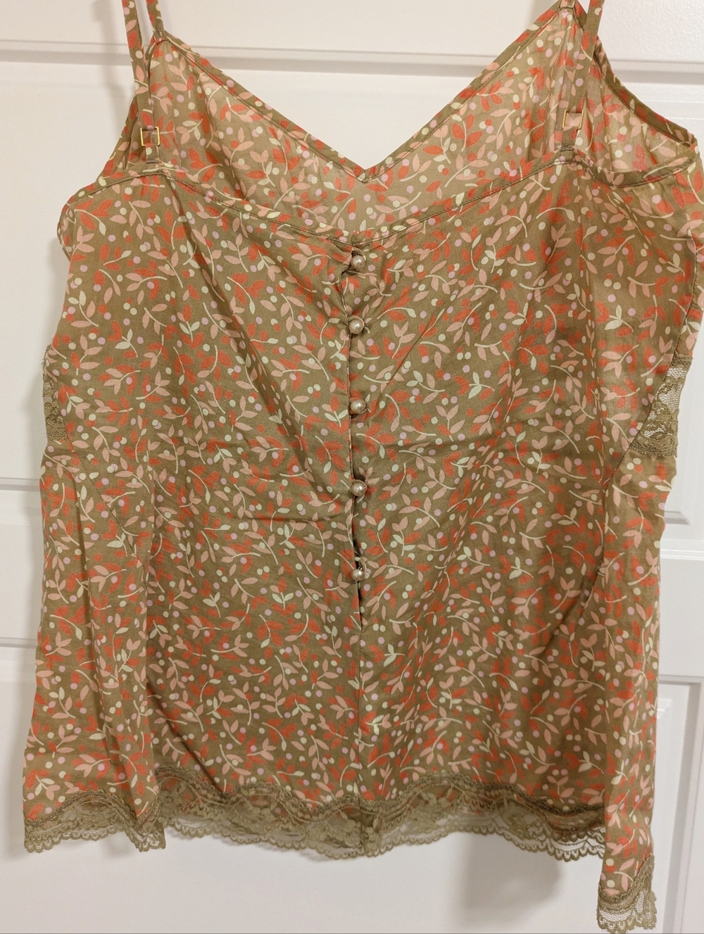 Y2K Lace-Trim Pink Spaghetti Strap Cami Top With Pearl Back Detail - Picture 5 of 8